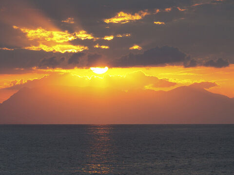 01_FB_KT_Sunrise_Sunset_Backgrounds_Thumbnail.jpg